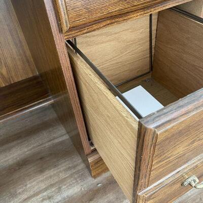 L2: Rolltop Student Desk and Chair