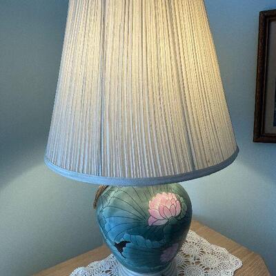 L10: Beautiful Lotus Flower Table Lamp