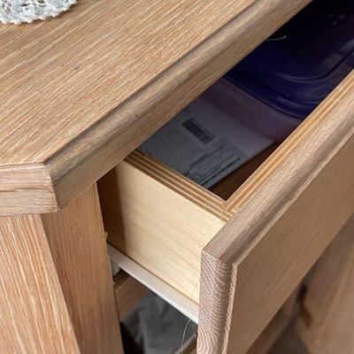 L12: Side Cabinet