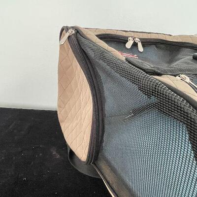 L14: Snoozer Small Pet Travel Carrier
