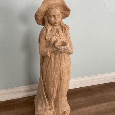 A9: Signed Garden DÃ©cor