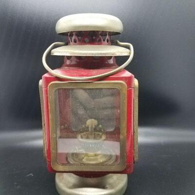Lot #31 - Vintage Oil Lamp 