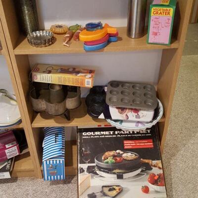 2 Sections Household Items Lot #B101