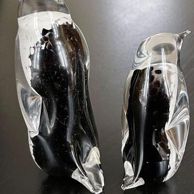 Signed Hoglund Studio Art Glass Penguins 