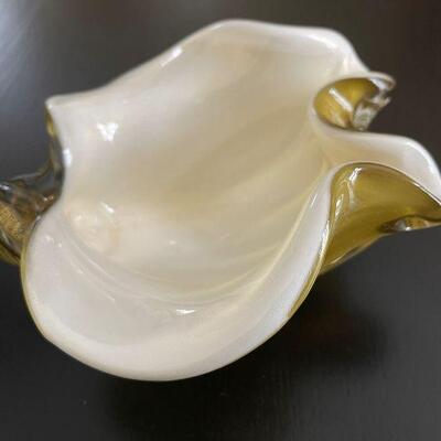 Murano Vintage Alfredo Barbini Glass Shell Dish