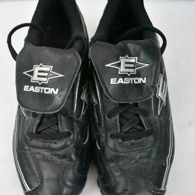Easton Cleats, Sports Shoes, Black, Size 4