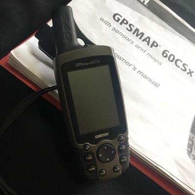 GARMIN GPS MAP 60CSX Navigator 2.6 in Display with Manual. LOT 3