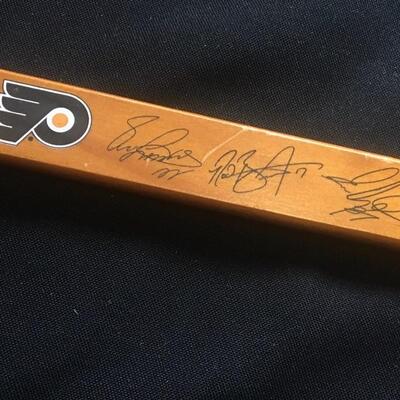 Collectible FLYERS NHL Coasters and Signed Commemorative Stick 24â€. LOT 12