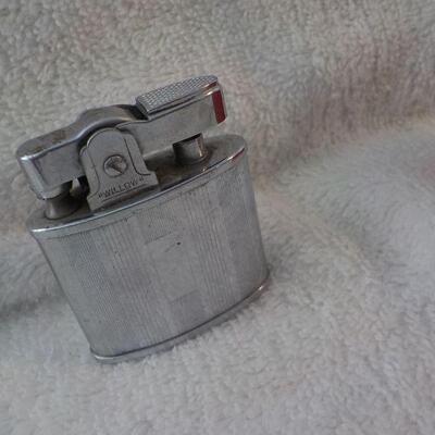 Vintage " Willow" Lighter.