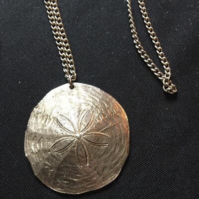 Sand Dollar Necklace with 24â€ Chain and Shell Earrings LOT 19