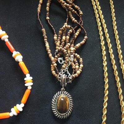 Jewelry Box with 5 Costume Jewelry Necklaces avg 28â€ lengths. LOT 21 