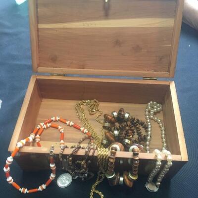 Jewelry Box with 5 Costume Jewelry Necklaces avg 28â€ lengths. LOT 21 