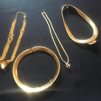 4pc Gold Necklace Collection 15â€-16â€. LOT 23