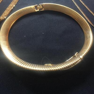 4pc Gold Necklace Collection 15â€-16â€. LOT 23