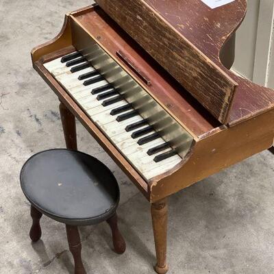 Lot 37 Vintage Child's Piano w/ Stool 23x21x21.5