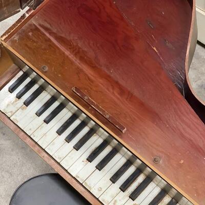 Lot 37 Vintage Child's Piano w/ Stool 23x21x21.5