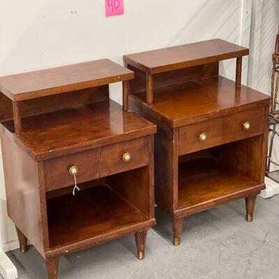 Lot 40 Vintage Mid Century Pair of Nightstands 14x18x28