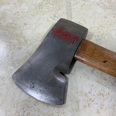 -130- VINTAGE | Kelly Hickory Handle Axe