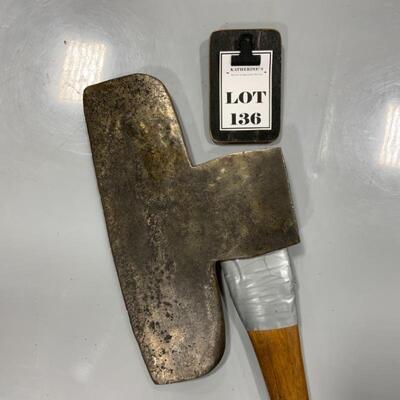 -136- VINTAGE | Hewing Broad Axe | Marked USA