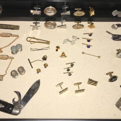 Vintage Jewelry Lot 4  Cufflink sets - Key holder - Pocket tool - money clips