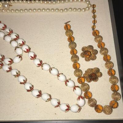 Vintage Jewelry Lot 5 Trifari Marvella