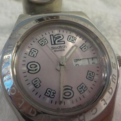 Vintage "Swatch Watch" with stainless steel band. "Mens Wrist Watch"