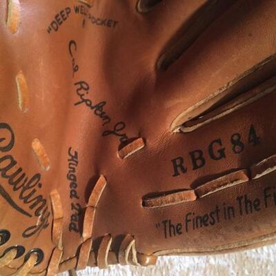 RAWLINGS Cal Ripken Baseball RBG 84 Glove. LOT 40