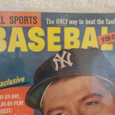 " 1959 Dell Sports Baseball Magazine". stories, Mickey Mantel, Ted Williams and etc.