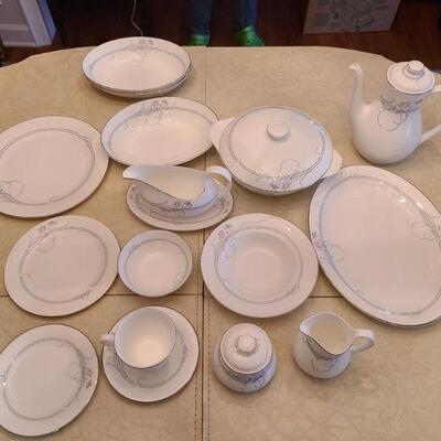 fFull set of China