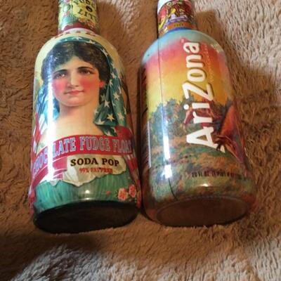 SNAPPLE Clock with Original Limited Arizona Bottles. LOT 52