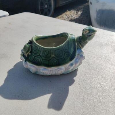 Glass turtle dish