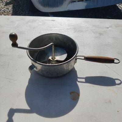 Vintage sifter
