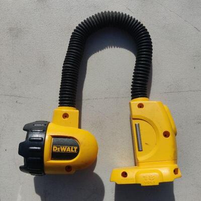 Dewalt adjustable light