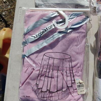 Pink curtains and table cloths
