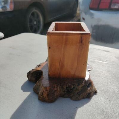 Decorative wood dish
