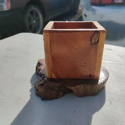 Decorative wood dish