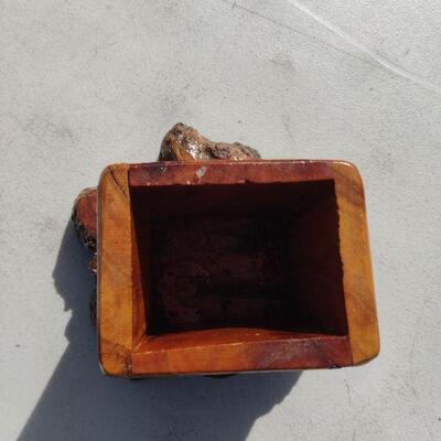 Decorative wood dish