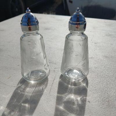 Vintage Salt and pepper shakers