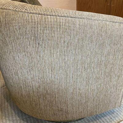 (Pair) Milo Baughman for Thayer Coggin â€œRoxy-Oâ€ Barrel Swivel Chairs
