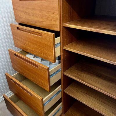Danish Modern Teak 5-Drawer Dresser/Wardrobe Chest
