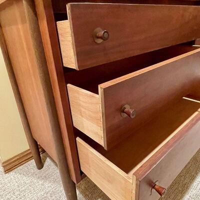 Stanley Furniture (USA) Mid Century Modern 6-Drawer Dresser w/ Mirror