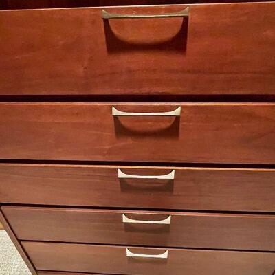 Stanley Furniture (USA) Mid Century Modern Chest of Drawers