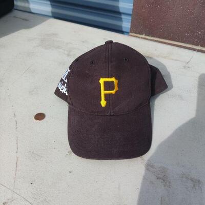 Brown hat