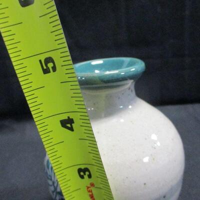 Lot 39 - Small Vase Pottery Great Bay Rey NH