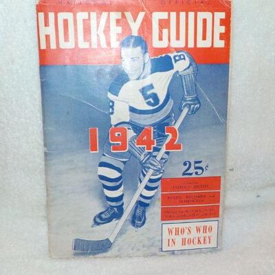 " Hockey Guide 1942".