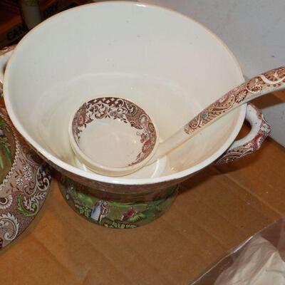 " landscape design Soup Taurine and ladle by W.R. Midwinter England.