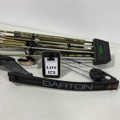 -172- VINTAGE | Childâ€™s Darton Bow | Useful and not so useful Arrows