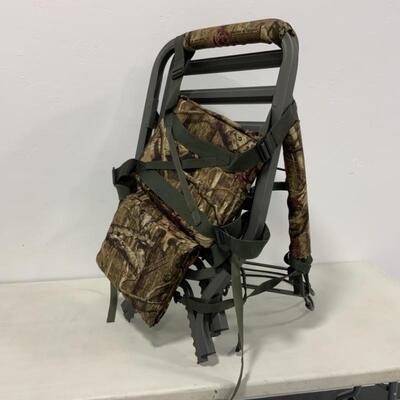 -174- High Quality Treestand | Lightly Used | Mossy Oak