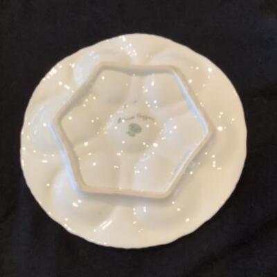 D - 421. Beautiful Antique Bauscher Weiden Germany Oyster Plate Signed by Patricia Heffner 