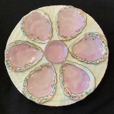D - 421. Beautiful Antique Bauscher Weiden Germany Oyster Plate Signed by Patricia Heffner 